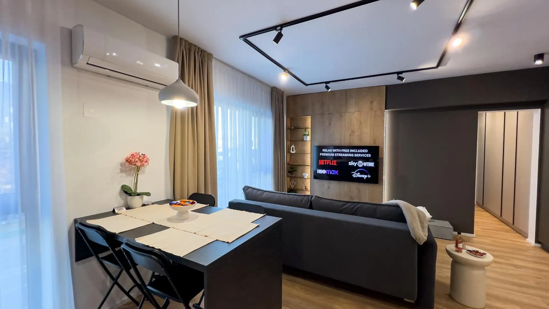 Luminosa - Smart Luxury Apartment In Aviatiei - Free Parking - Ev Station بوخارست 0*,  رومانيا