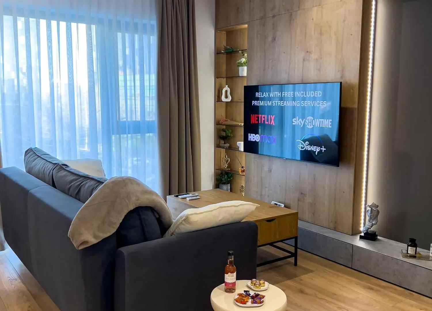 Luminosa - Smart Luxury Apartment In Aviatiei - Free Parking - Ev Station بوخارست 0*,